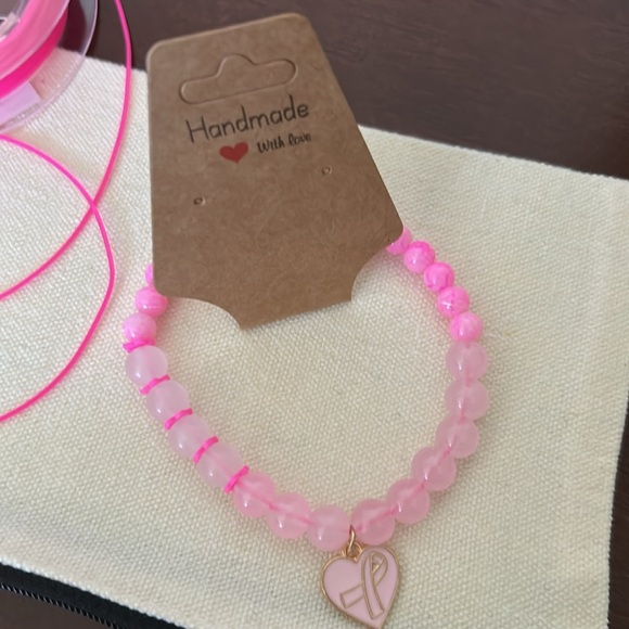 Pink glass Beaded Bracelet with Heart Charm - Picture 5 of 5